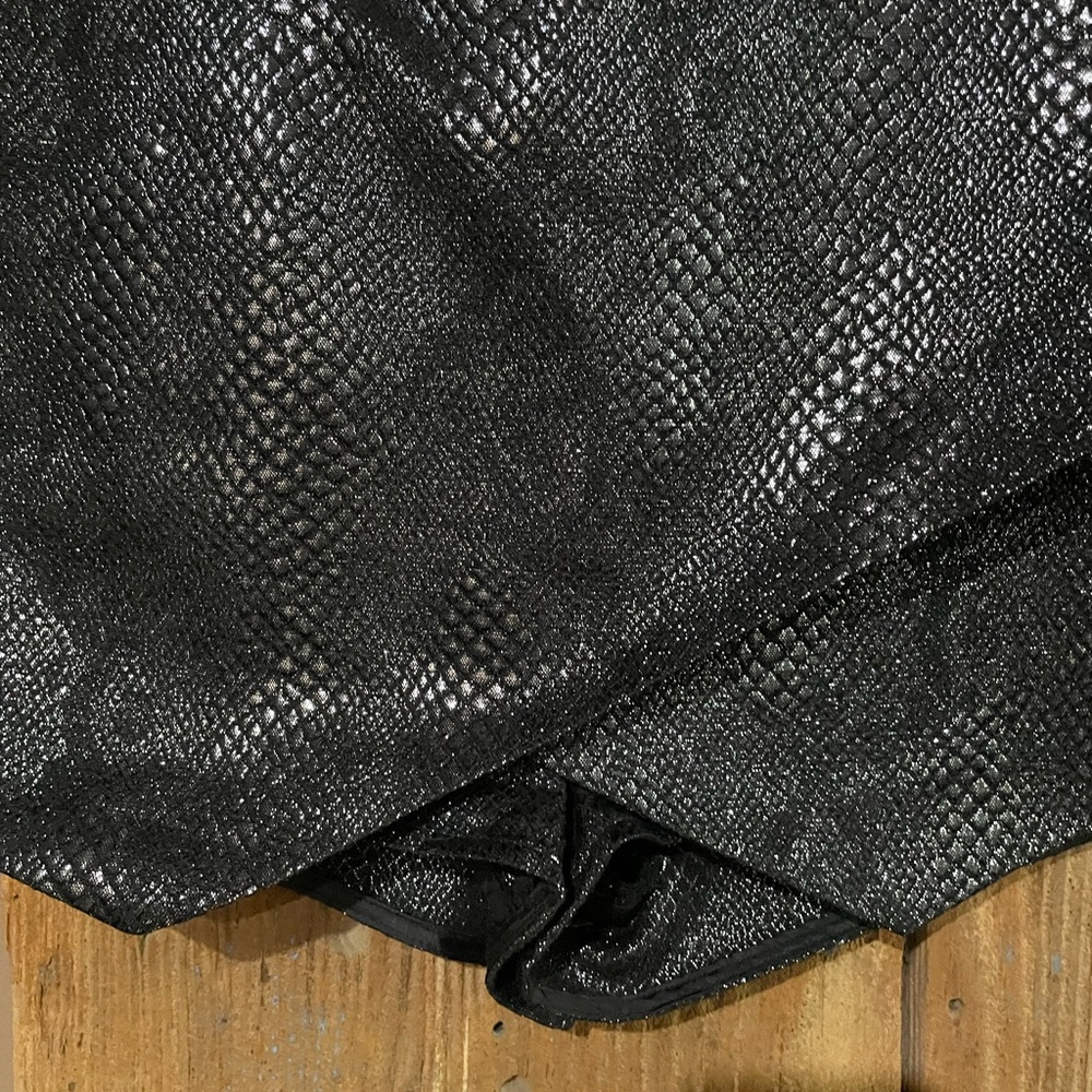 Mini Skort - Picture 3 of 4